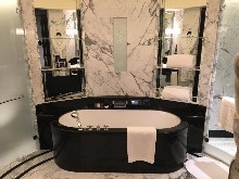 Thumbs/tn_CHEN,HUI-CHEN.Paris.The Peninsula Paris (2).jpg